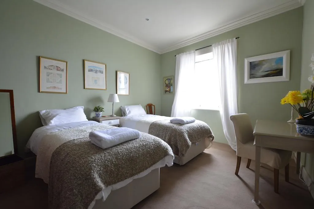 Royal Mile Elegance - Space & Luxury Apartment Edinburgh